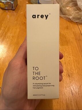 Arey To The Root Volumizing Serum - White